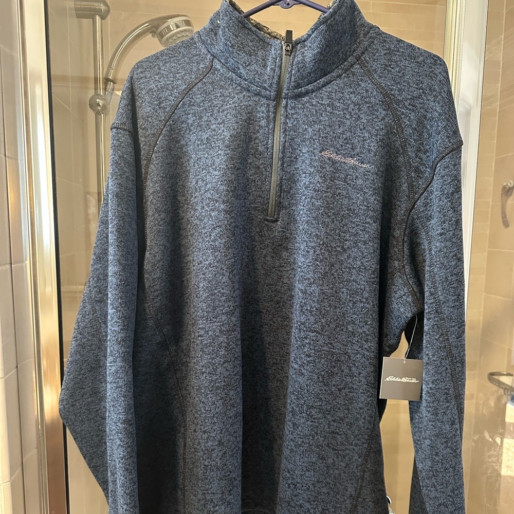 Eddie Bauer Men's Radiator Fleece never worn with tags. Navy quarter zip.